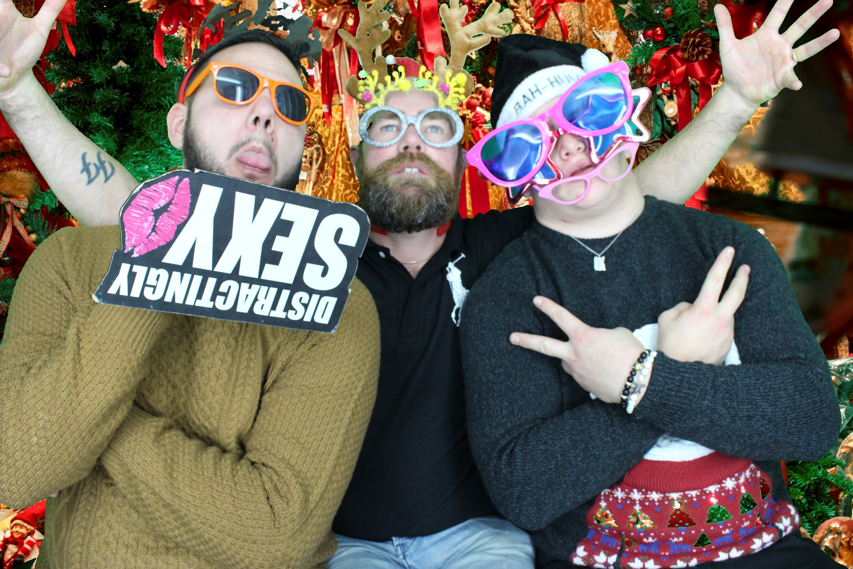 Aster Christmas Party  | View more photos from the event at gallery.myphotoboothexperience.co.uk/u/MyPhotoBoothExperienceLtd/Aster-Christmas-Party